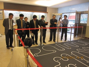 越南胡志明市技術教育大學參訪電子系智慧循軌機器人