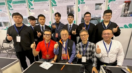 半導體系李九龍及陳信良團隊作品，榮獲大會鉑金獎及金牌獎肯定。