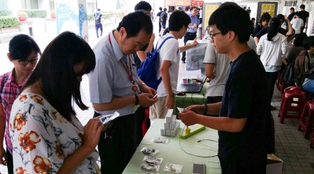 龍華科大舉辦「青年X手作創意市集」活動，打造創作同學與全校師生之創意交流平台，發掘新生代創意設計人才。