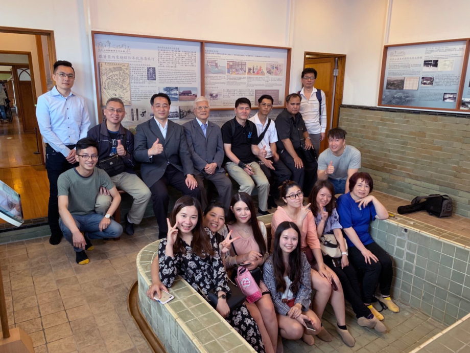 龍華科大企管系師生參訪北投文物館 感受文化行銷新體驗