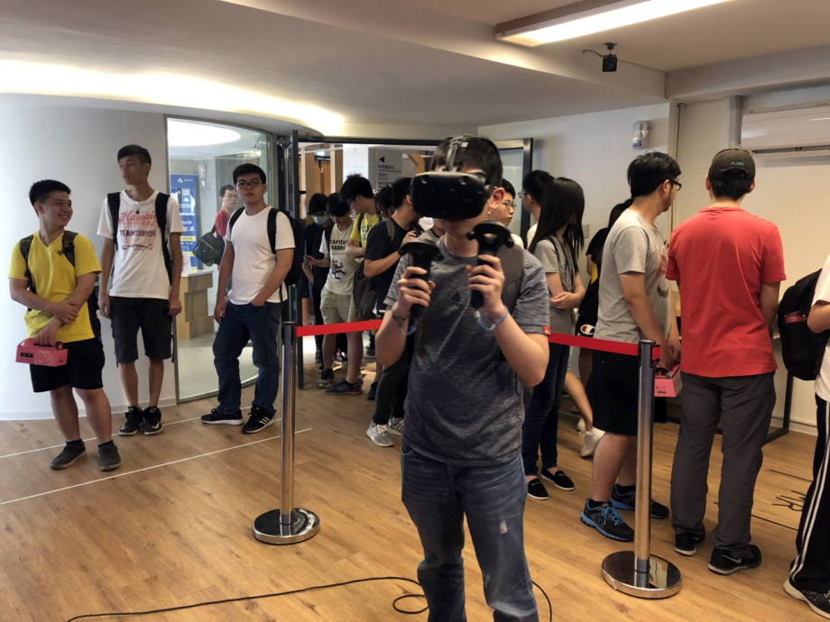 龍華科大桃園市安東青創基地，提供民眾最新AR/VR/MR體驗。
