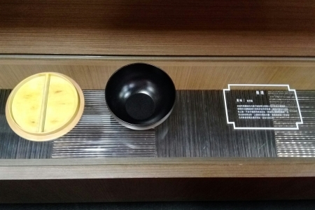 圖為龍華科大侯淨瀛同學之「原味」作品展覽照片。