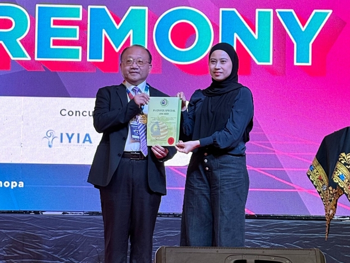 林宗新參加2024 印尼發明家日世界發明科學展，榮獲金牌、特別獎與大會特別獎。