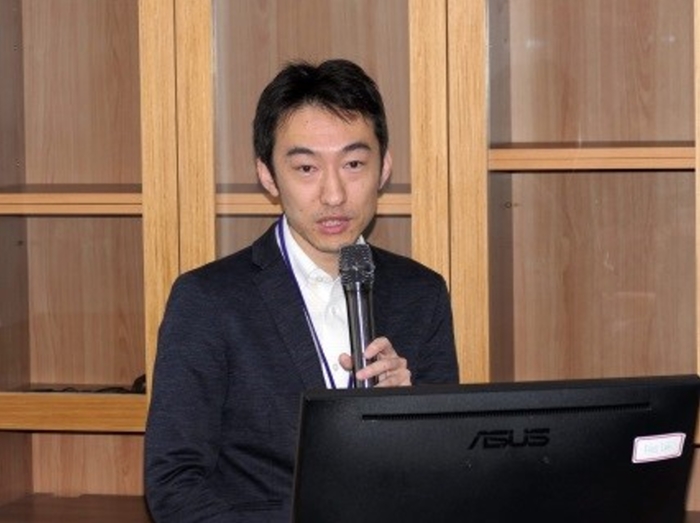 Assistant Professor Takashi Tomura from Tokyo Institute of Technology presents a keynote speech.