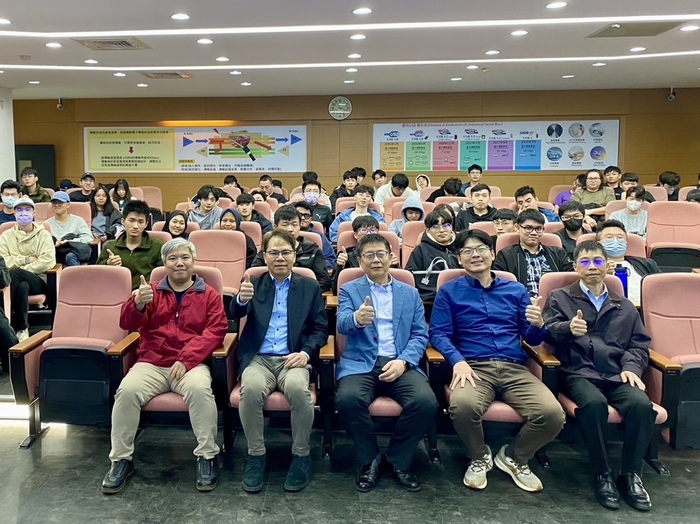 LHU organizes an international forum on electronic apparatus design and testing of high-speed transmission interface.
