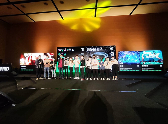 《霧界彼方 Side Of The Mist》是一款‎次世代RPG＆彈珠台遊戲，為玩家帶來新鮮體驗。