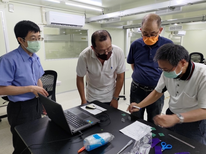 龍華科大開設iPAS電路板製程工程師教師研習，培訓教師未來擔任種子師資。