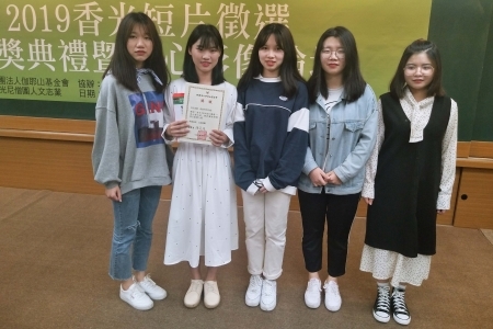 龍華科大文創系泉州專班陸生，在系上梁朝棟老師指導下，分別以《我的特異功能》及《父愛》兩部短片，雙雙獲得潛力獎肯定。