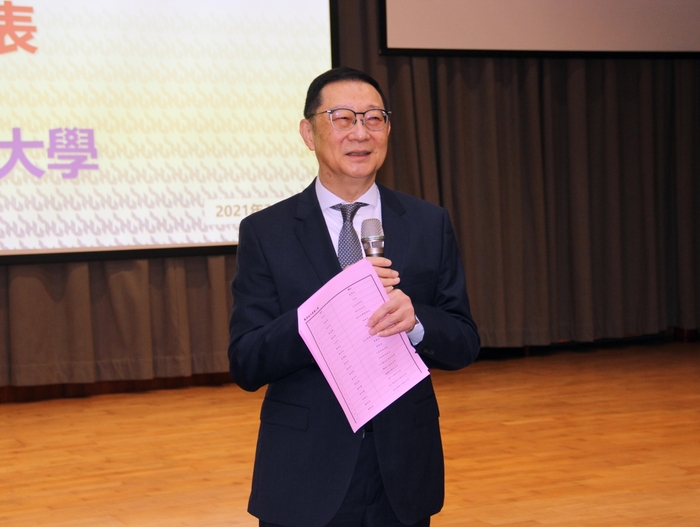 孫道亨董事長指出，學校務實地培養學子專業與實務技能，成為社會有用人才。