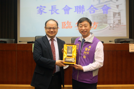 北市高職學生家長會聯合會成員蒞龍華科大參訪，瞭解該校秉持務實辦學的豐碩成果。