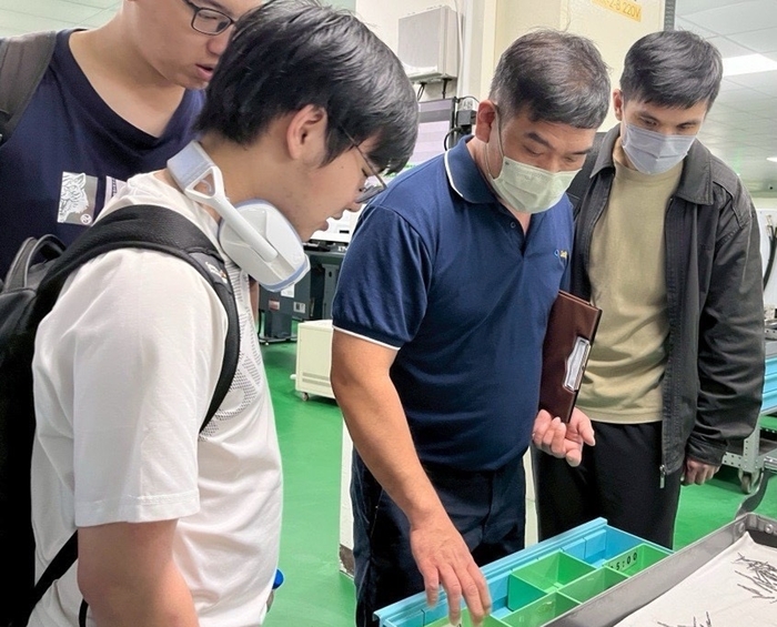 企業職場參訪活動，帶領學生深入智慧機械產業，實地認識工作流程。