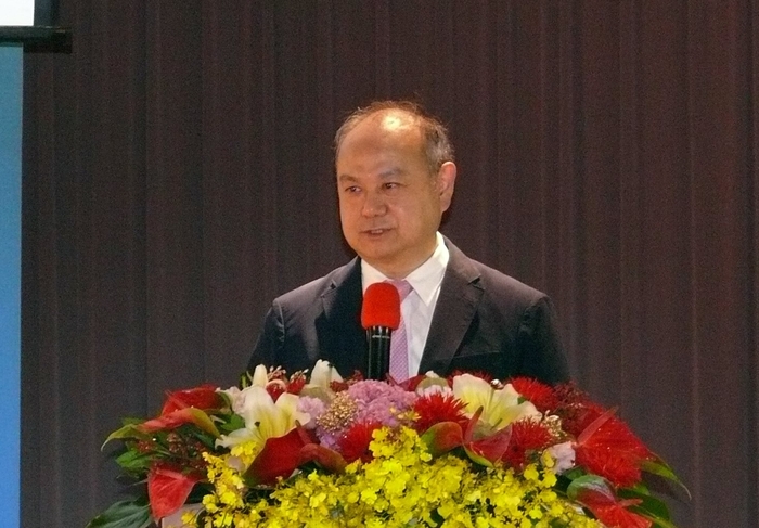 龍華科大建校52週年，葛自祥校長期許全校師生持續努力，讓龍華成長茁壯。