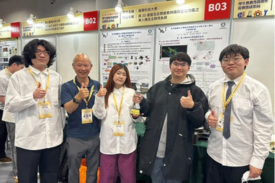 龍華科大電子系吳常熙師生團隊研製「具3D建圖及目標搜索辨識與定位功能之無人機自主群飛系統」，勇奪全國技專生實務專題競賽電機群第二名。