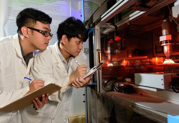 龍華科大培養學生成為職場專業人才,以提升其未來就業競爭力。
