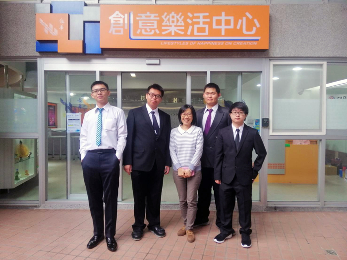 龍華科大「背夢者」跨領域學生新創團隊，展現扎實技術與創新研發實力。