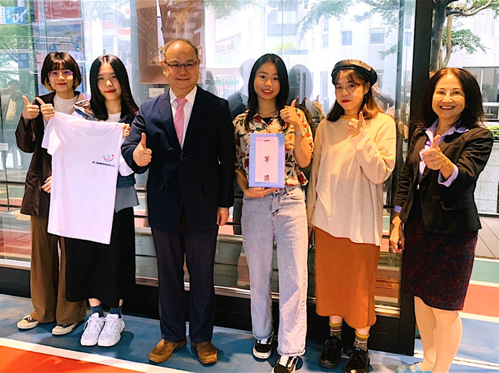 龍華科大文創系學生團隊以《雛鳥高飛》勇奪一等獎。圖片