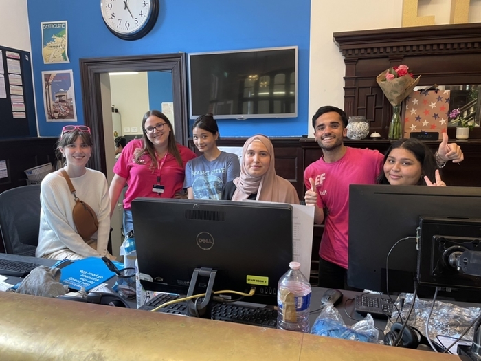 龍華科大應外系學子學海築夢，倫敦職場實習滿載而歸。