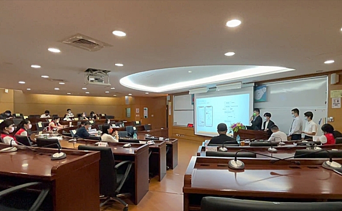 龍華科大學生團隊研發「健康how吃」系統，參加2021新竹縣竹夢Young點子競賽。
