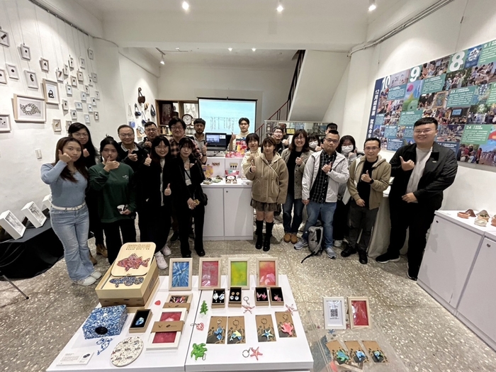 龍華科大USR新屋石滬文化永續發展計畫，展示環境永續成果。