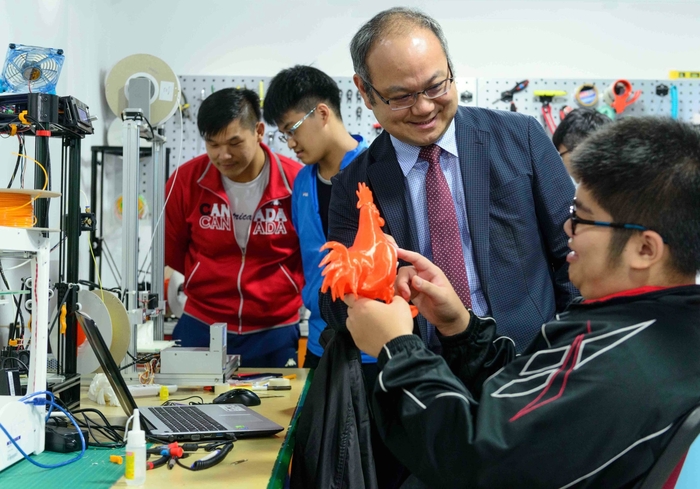 President Ko’s long-term commitment to fostering partnerships between academia and industry has been pivotal in developing high-quality practical talent for various sectors.