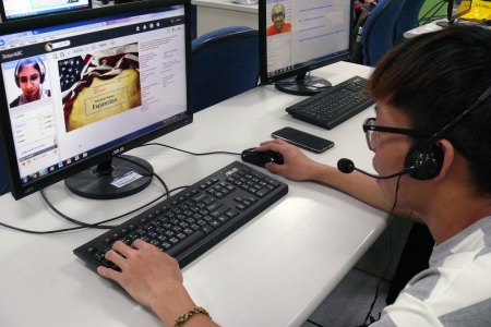 龍華科大學子與全球外籍老師線上英語互動學習，英語會話能力顯著提昇。