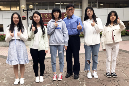 龍華科大文創系泉州專班陸生，在系上梁朝棟老師指導下，以《抽絲剝繭》獲得東陽盃全民瘋創意交通安全微電影創作大賽佳作。圖片