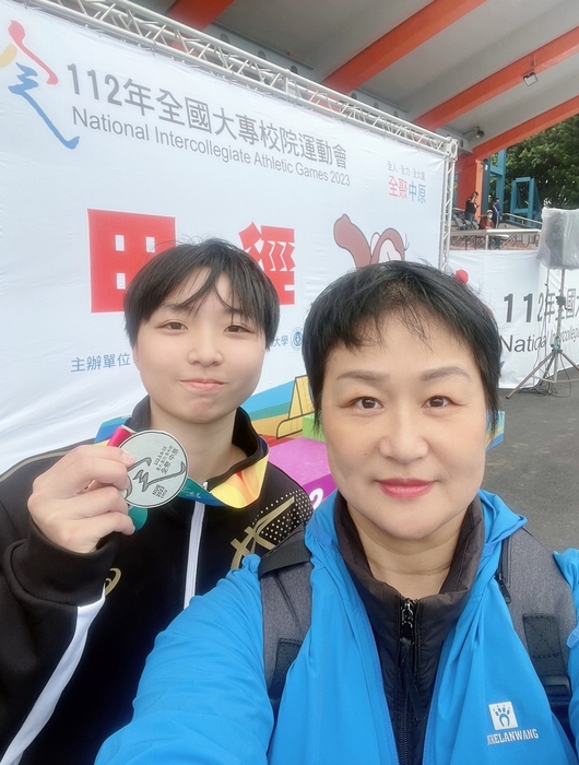 傅茜筠去年也在全大運鉛球項目奪得銀牌。