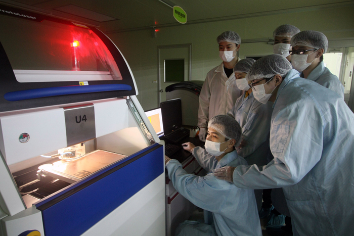 龍華科大iPAS考場+實作基地，有效協助學子獲證，提升5G即戰力。