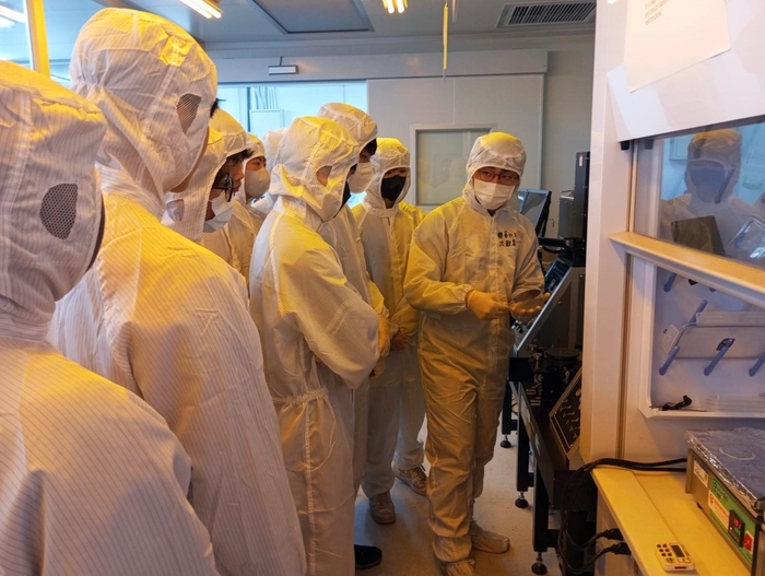 龍華科大投入逾三億，致力成為亞洲培育電子領域實作人才最佳大學。