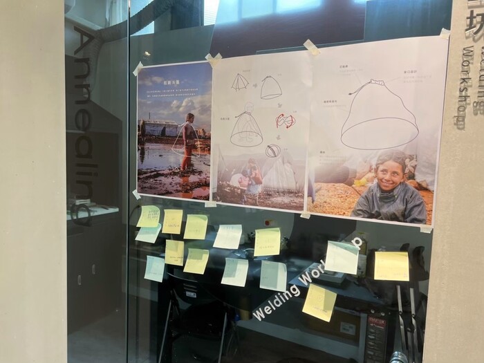 The award-winning project “Toilet Cloak” by the team utilizes recyclable and environmentally friendly fabrics and plastics to protect the privacy of children and women using restroom facilities.