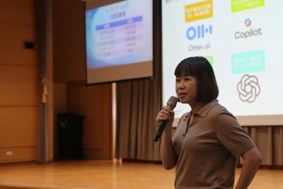 StarFab Accelerator創辦人暨董事長劉晏蓉蒞臨龍華科大,以「創新不是天賦,是文化:StarFab的加速思維」為題進行講座。