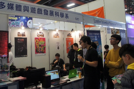 不是猛龍不過江 龍華科大遊戲系台北國際電玩展大放異彩
